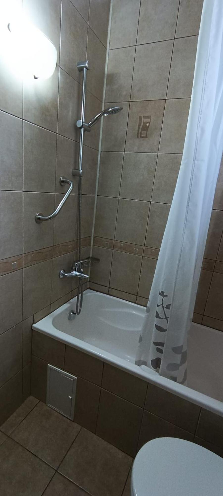 Fun House - Spacious Apartment Near Old Town Brasov Exterior photo